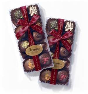 Davies Hand Decorated Chocolates 10 Pieces 165g